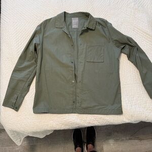 GAP Men's Olive Shirt Jacket